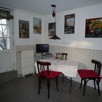 Bed & Breakfast La Campagne A Parigi Esterno foto